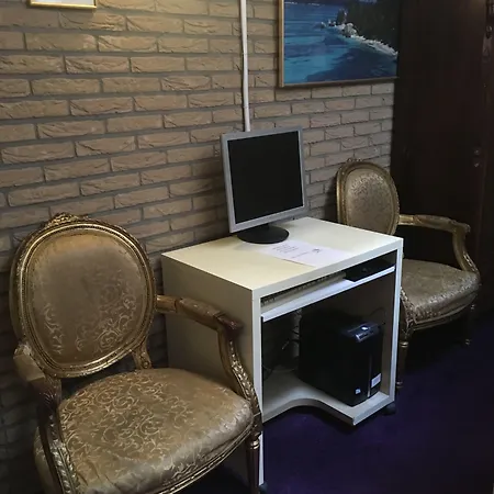 De Weyman 3*
